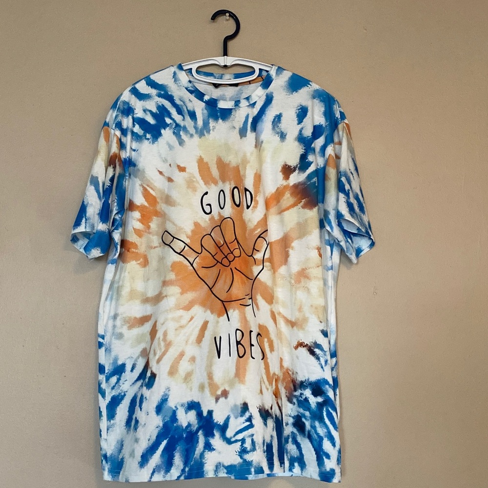 Tie Dye Shirt Size Medium  GOOD VIBES Slogan